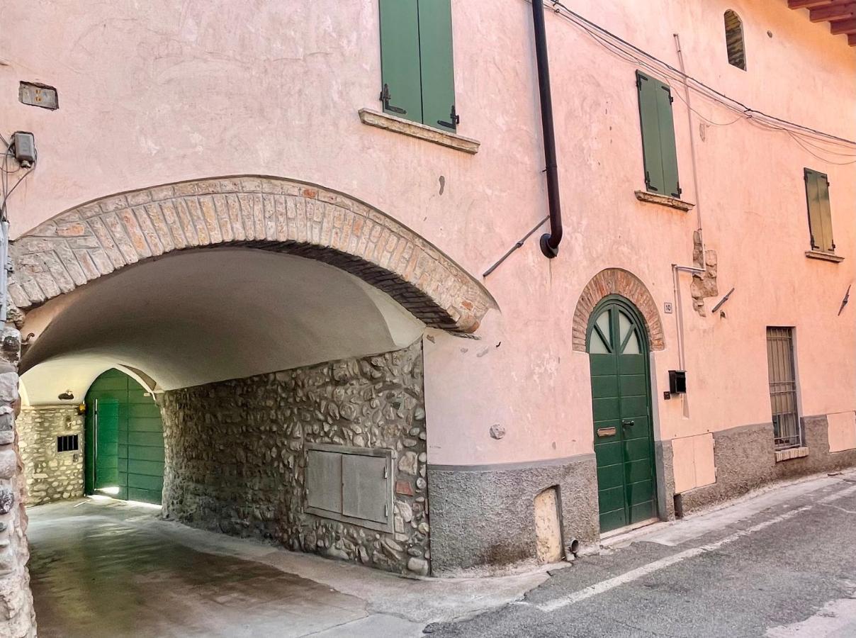 Ferienwohnung Borgo Dei Sogni - Unique Loft - Lago Di Garda San Felice del Benaco Exterior foto